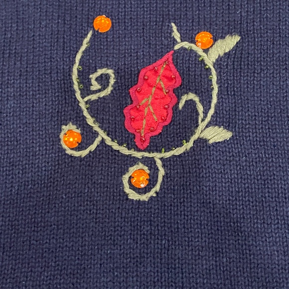 NEW Women Small 4/6 Fall Sweater Vest Leaves Navy Blue Green Red Bead Embroidery - Picture 8 of 10